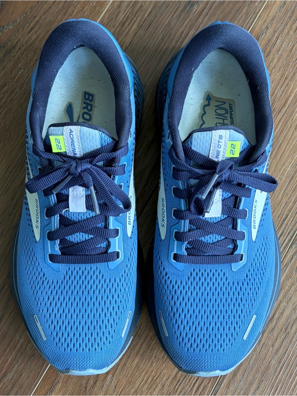 BROOKS Adrenaline GTS 22 Women’s Running Shoes - Blue/Lavender - 9.5M - Picture 2 of 9